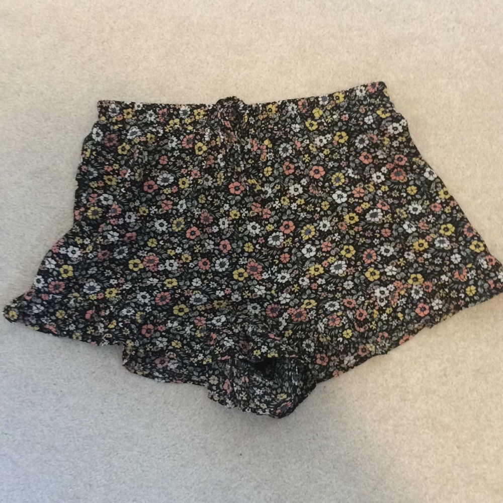 Design Lab Lorde and Taylor Floral Shorts Sz S EUC